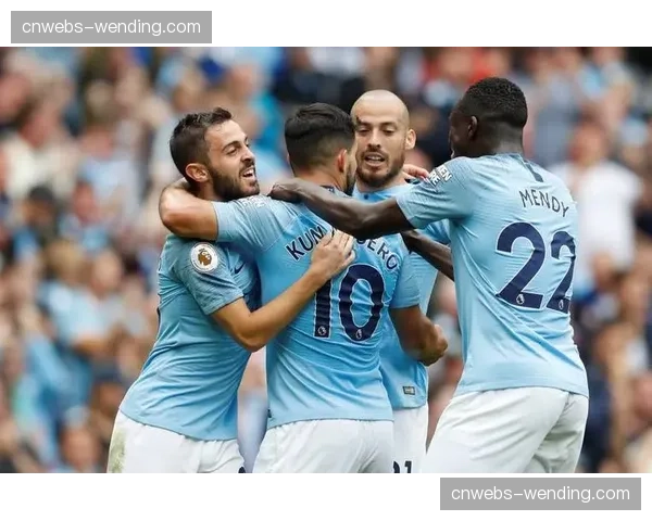 战术板:解析那不勒斯应对曼城“无锋阵”的两种可能防守策略 战术板:解析那不勒斯应对曼城“无锋阵”的两种可能防守策略